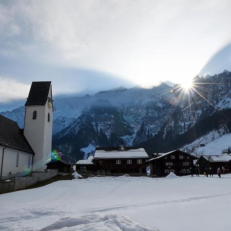 Hotel Bergfuehrer Elm Exteriör bild