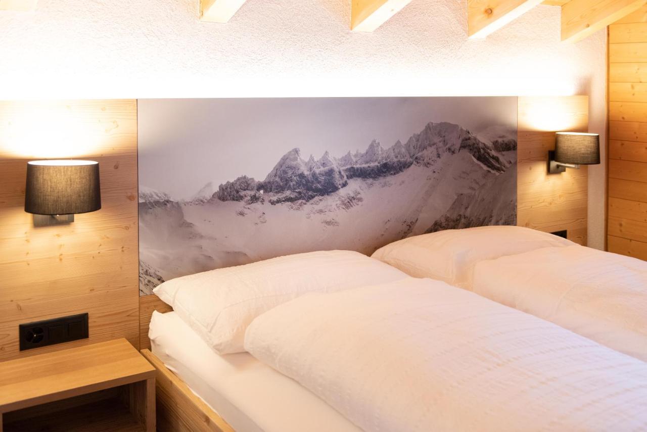 Hotel Bergfuehrer Elm Exteriör bild